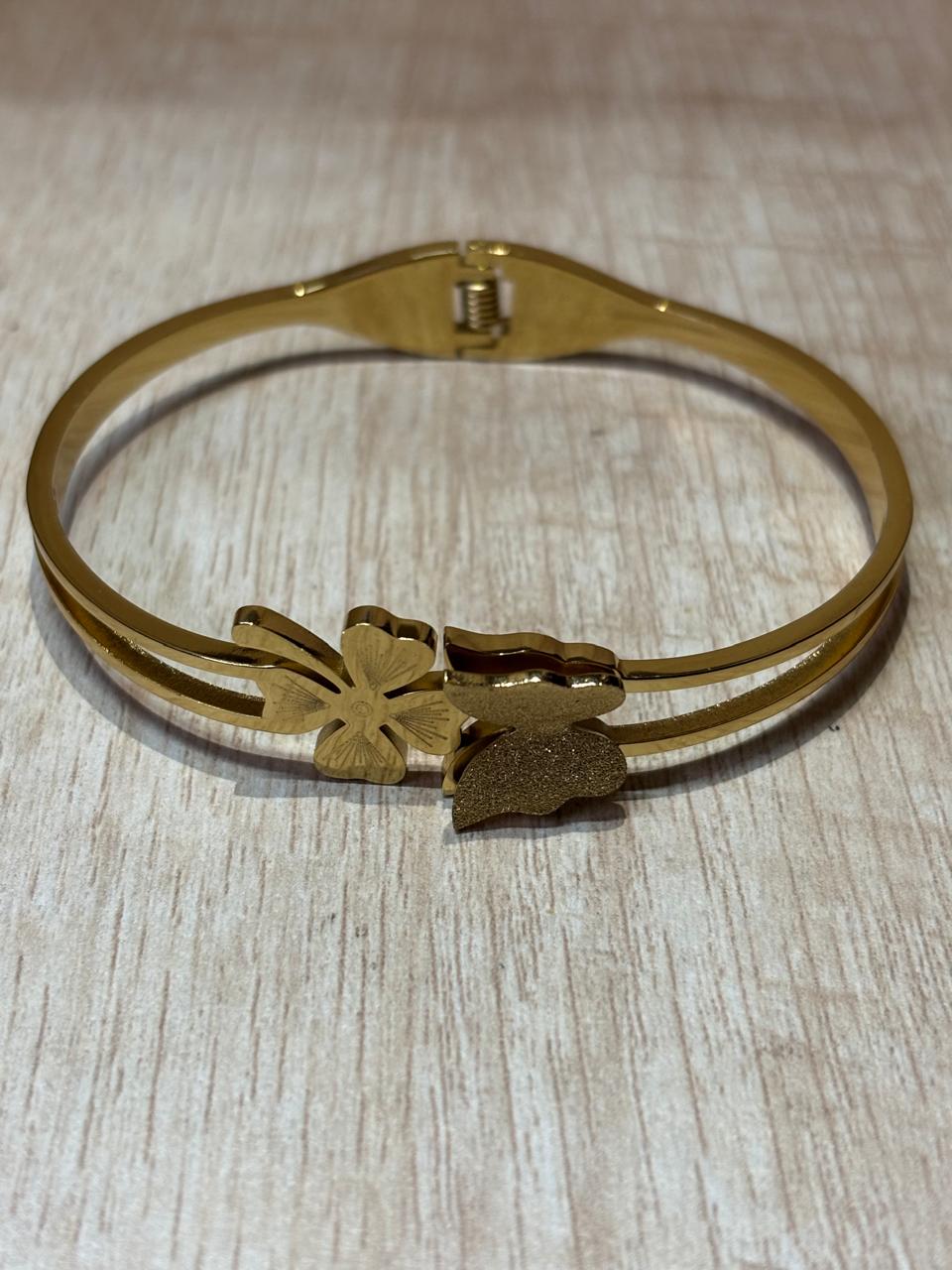 Gold plated Anti tarnish stainless steel butterfly bracelet