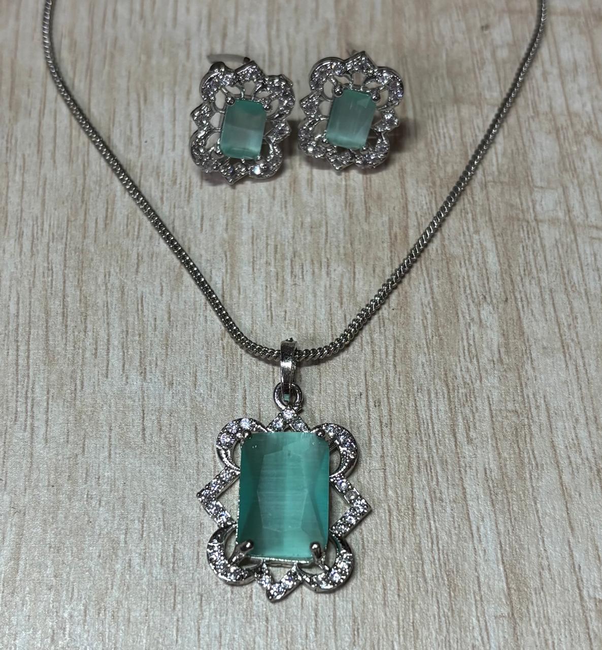 Twinkling unique American diamond pendant set with chain