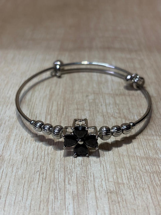 Casually Anti tarnish silver plated flower heart shape adjustable bracelet