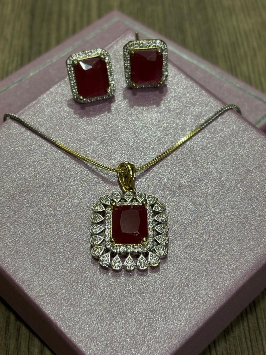 American diamond gold plated pendant set with chain