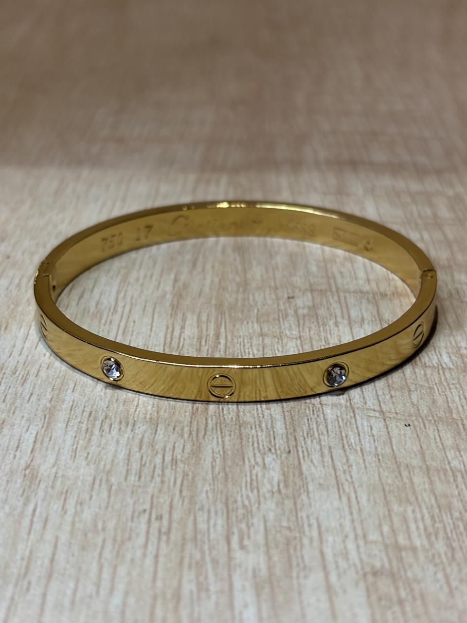 Premium quality Anti tarnish stainless steel water proof & sweat proof bracelet & bangles